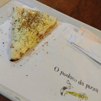 Photo taken at O Pedaço da Pizza by Charles R. on 12/1/2019