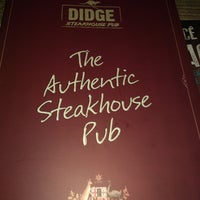 รูปภาพถ่ายที่ Didge Steakhouse Pub โดย Charles R. เมื่อ 10/7/2017