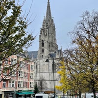 Photo taken at Église Notre-Dame de Laeken / Kerk van Onze-Lieve-Vrouw-Van-Laken by Jan A. on 11/27/2022