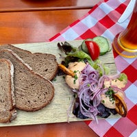 Photo taken at Hausbrauerei Altstadthof by Jan A. on 5/28/2023