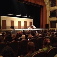 Das Foto wurde bei Театр ім. Івана Франка / Ivan Franko Theater von Julia M. am 4/25/2013 aufgenommen