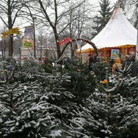 Photo taken at Tannen-Paradies Lichtenrade by Yan S. on 12/22/2012