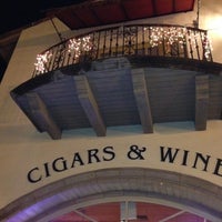 12/14/2012 tarihinde Rod B.ziyaretçi tarafından Fame Wine &amp;amp; Cigars'de çekilen fotoğraf