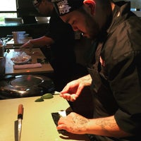 Foto diambil di Lucky Foo&amp;#39;s Sushi Cocktails &amp;amp; Kitchen oleh Michael F. pada 8/9/2015
