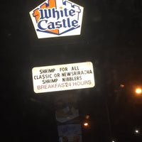 Photo taken at White Castle by Moses N. on 3/17/2016