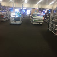 Photo taken at Best Buy by Moses N. on 10/13/2017