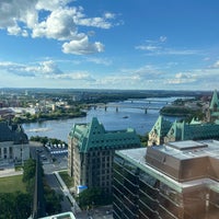 Foto diambil di Ottawa Marriott Hotel oleh Jeremy J. pada 8/14/2022