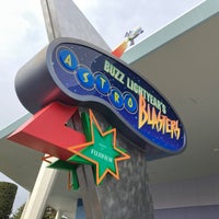 Photo taken at Buzz Lightyear&amp;#39;s Astro Blasters by 拓葉 on 3/12/2023