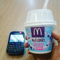 Photo taken at McDonald&amp;#39;s by Asrul H. Lunk P. on 4/19/2016