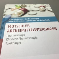 Das Foto wurde bei Zweigbibliothek Medizin von Sven am 6/1/2016 aufgenommen