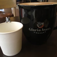 Photo taken at Gloria Jean&amp;#39;s Coffees by Dr.NaughtyCat S. on 9/25/2016