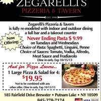 9/16/2013にAdriana Z.がZegarelli’s Restaurant Bar Pizza &amp;amp; Cateringで撮った写真