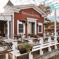 รูปภาพถ่ายที่ Orchard Hill Cider Mill โดย Heather M. เมื่อ 10/22/2021