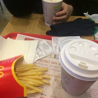 Photo taken at McDonald&amp;#39;s by Alena 🔱 P. on 1/5/2017