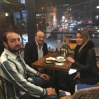 Foto scattata a Cemali Cafe &amp;amp; Bistro da Alper Ö. il 1/20/2018