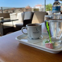 Foto diambil di Svalinn Hotel oleh Gürkan B. pada 8/7/2021