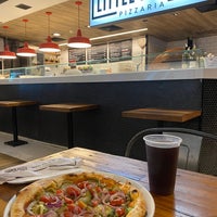 Photo taken at Little Mamma Pizzaria by Gil F. on 12/3/2020
