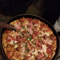 Photo taken at BJ&amp;#39;s Restaurant &amp;amp; Brewhouse by William E. L. on 10/14/2017