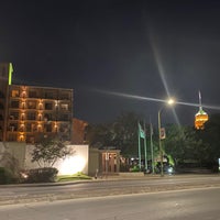 Foto tirada no(a) Marriott Plaza San Antonio por Sarah B. em 6/15/2021