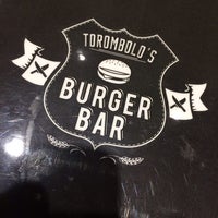 Снимок сделан в Torombolo&amp;#39;s Burger Bar пользователем Sam C. 12/27/2013