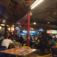 Photo taken at Restoran Singgah Selalu by mhusaini a. on 9/16/2016