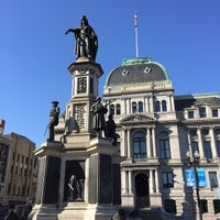 รูปภาพถ่ายที่ Providence City Hall โดย Kate G. เมื่อ 4/18/2015