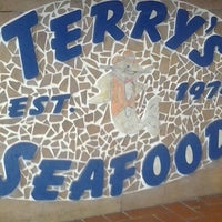 Photo taken at Terry&amp;#39;s Seafood &amp;amp; Chicken by B-ryant J. on 9/29/2012