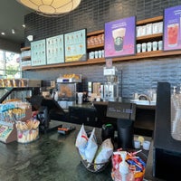 Photo taken at Starbucks by أحمد محمد 🇧🇭 on 3/22/2023