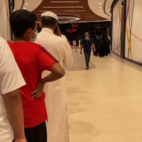 Photo taken at Dana Mall by أحمد محمد 🇧🇭 on 12/13/2021