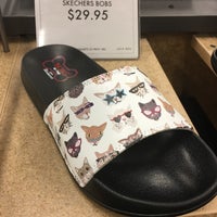 dsw skechers non slip shoes