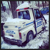 Photo taken at NYPD - Central Park Precinct by Octavio B. on 2/12/2014