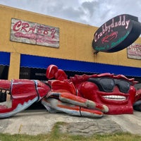 Photo taken at Crabby Daddy by Cesar L. on 3/30/2019