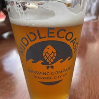 Photo taken at Middlecoast Brewing Company by Ryan M. on 7/20/2022