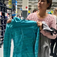 Photo taken at Decathlon by juan_nikolaevic S. on 11/19/2018