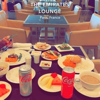 Photo taken at The Emirates Lounge by M10 on 9/15/2022