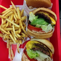 Photo taken at In-N-Out Burger by KaT Y. on 6/18/2015