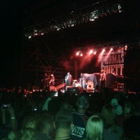 Foto tomada en Tag&amp;#39;s Summer Concert Stage  por Bill el 9/22/2012