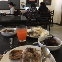 3/20/2017 tarihinde Mac Z.ziyaretçi tarafından Bintana Coffee House'de çekilen fotoğraf