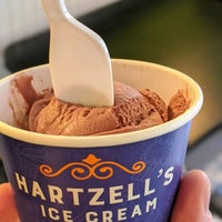Das Foto wurde bei Hartzell&amp;#39;s Ice Cream von Tony S. am 2/16/2020 aufgenommen