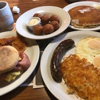 Photo taken at Denny&amp;#39;s by Sandy P. on 9/30/2018