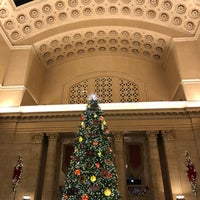 Photo taken at Chicago Union Station by Prakash W. on 11/26/2018