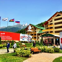 5/31/2013 tarihinde Yana B.ziyaretçi tarafından Grand Hotel Polyana'de çekilen fotoğraf