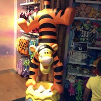 Disney Store Now Closed North Braintree Braintree Ma