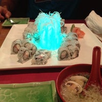 10/7/2012 tarihinde Emily R.ziyaretçi tarafından Crazy Sushi'de çekilen fotoğraf