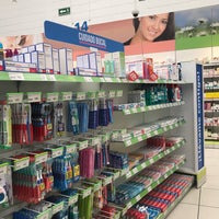 Photo taken at Farmacia San Pablo by José Rodrigo I. on 7/29/2019