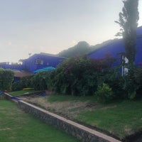Photo taken at Casa Azul de Tepoztlán by Eulises Felipe C. on 9/27/2019