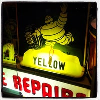 Vintage Garage - Thrift / Vintage Store in Collingwood