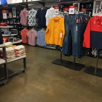 Photo taken at Old Navy by Anna M. on 3/8/2017