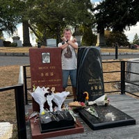 Photo taken at Bruce Lee&amp;#39;s Grave by maxmoriss on 9/25/2022