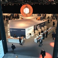 Photo taken at HPE Discover 2016 by Khalid A. on 11/30/2016